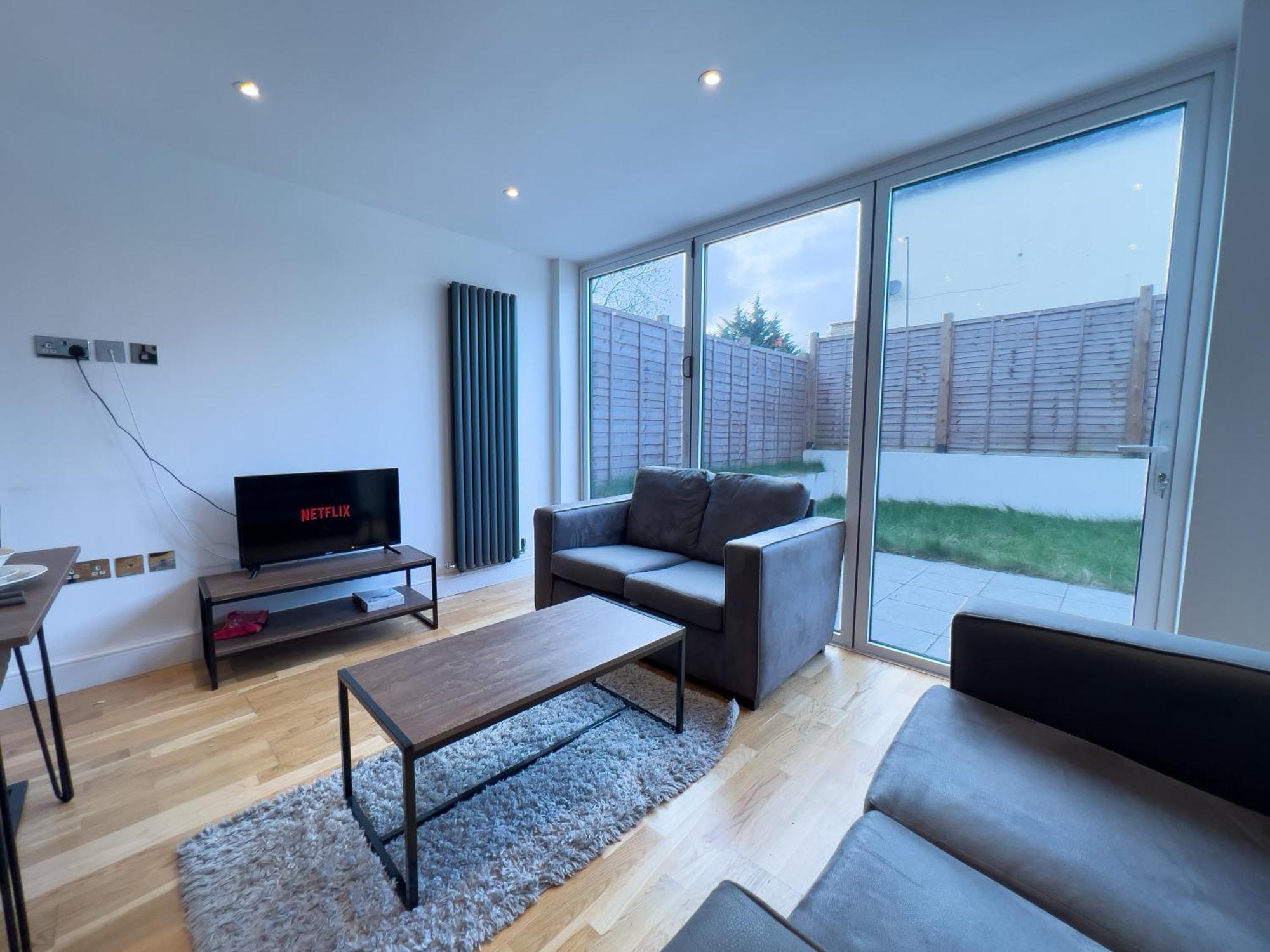 Deluxe 3 Bed Flat With Garden Apartment Finchley Exterior photo